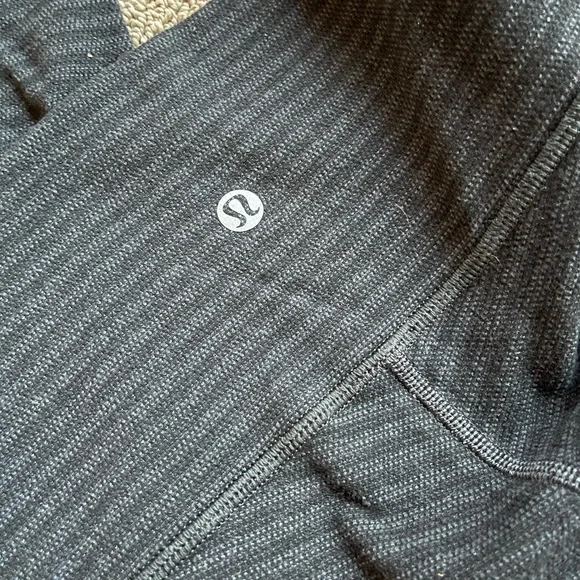 Lululemon Knit Stripe Leggings - Picture 1 of 5